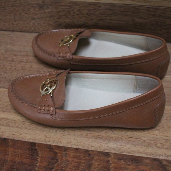 Michael Kors leather loafers - Picture 2 of 3